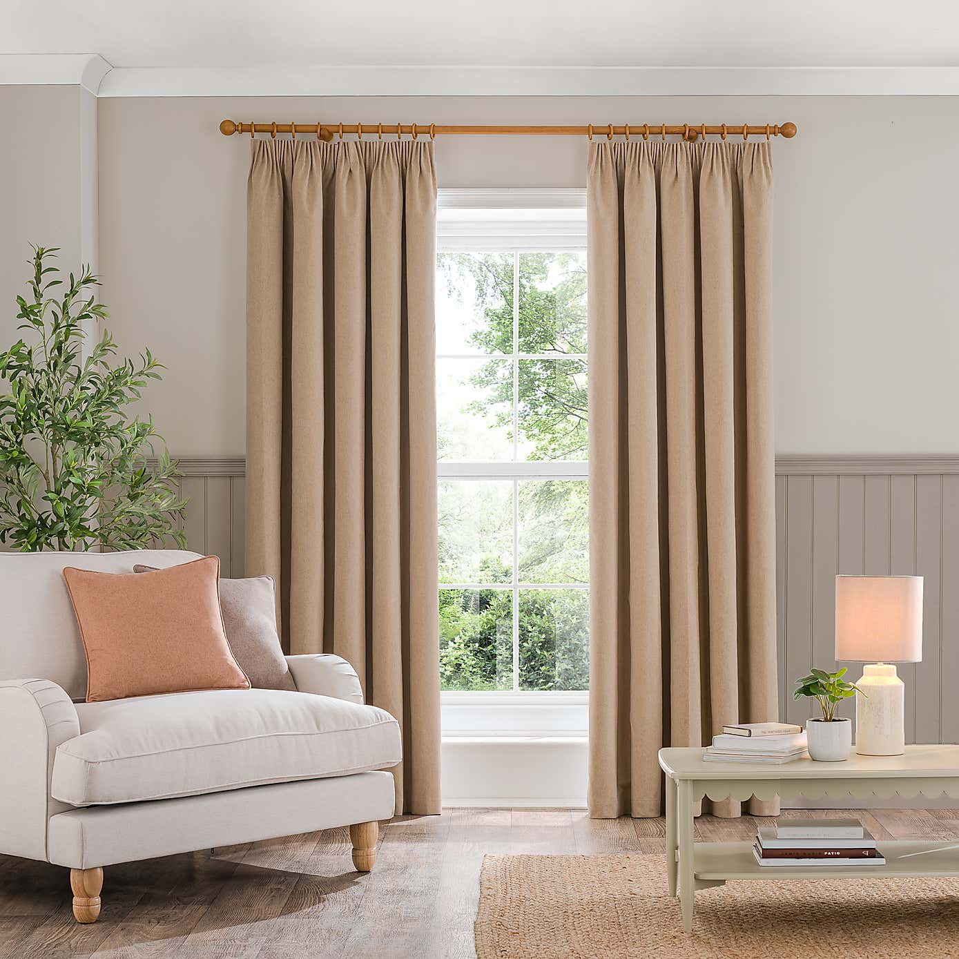 Carousel zoom image position 2 of 8