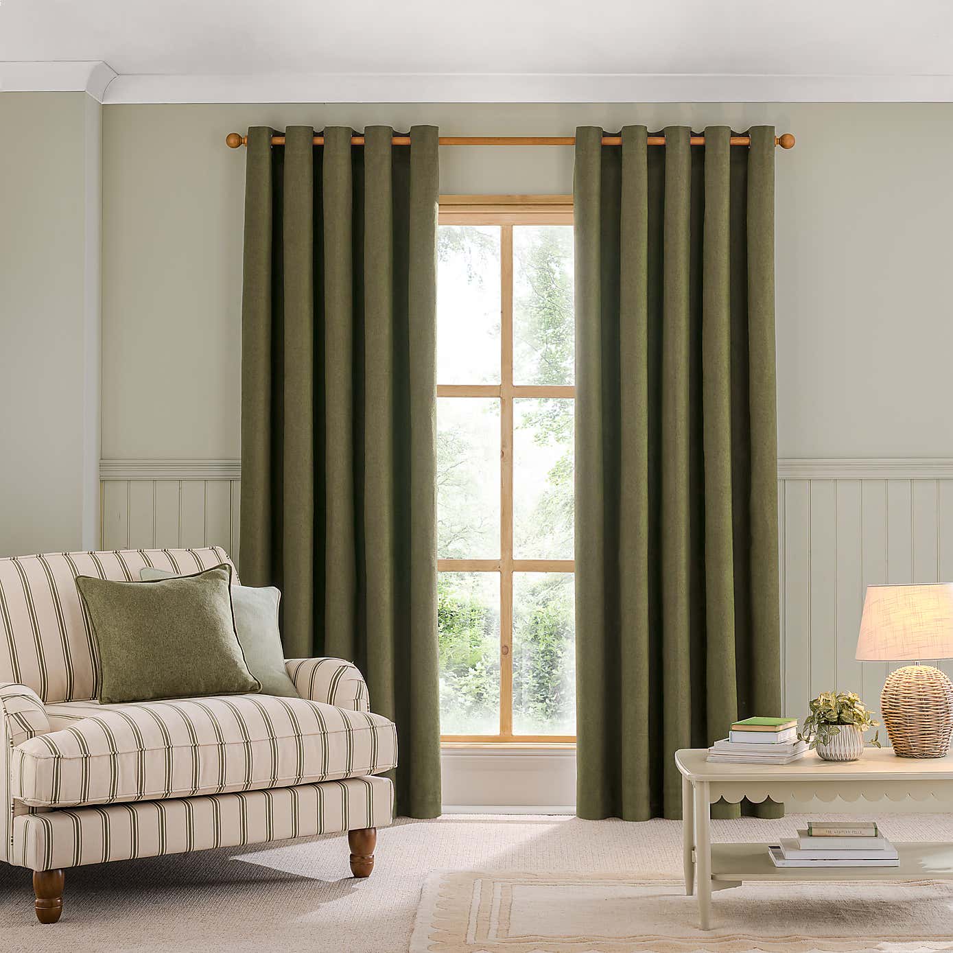 Carousel zoom image position 2 of 8