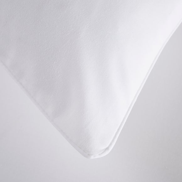 Carousel navigation image position 3 of 5