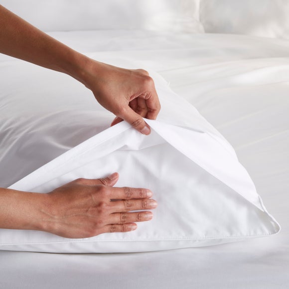 Carousel navigation image position 4 of 5