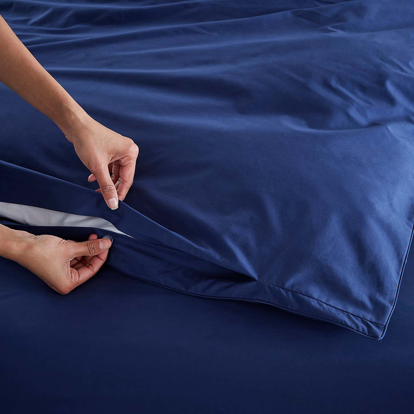 Carousel zoom image position 3 of 5