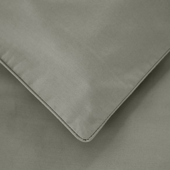 Carousel navigation image position 3 of 5