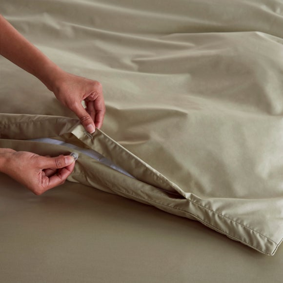 Carousel navigation image position 3 of 5