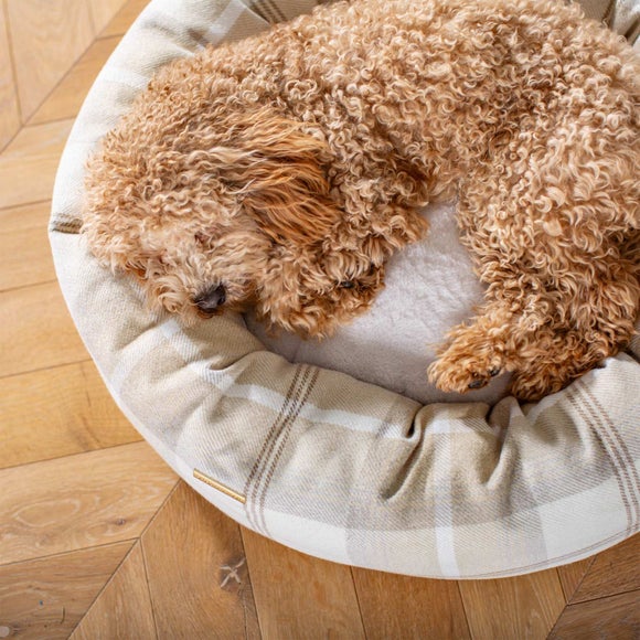 Lords and Labradors Balmoral Donut Dog Bed