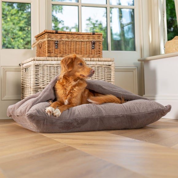 Carousel navigation image position 3 of 3