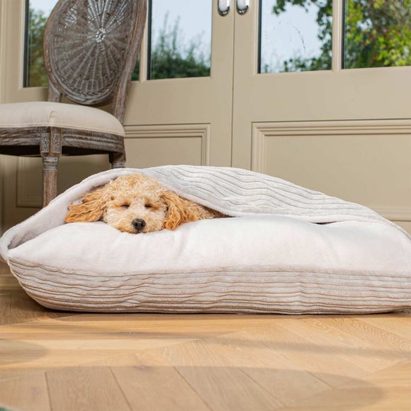 Lords And Labradors Essentials Sleepy Burrow Dog Bed