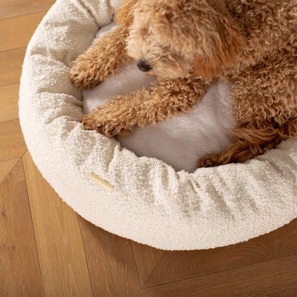 Lords and Labradors Boucle Donut Dog Bed