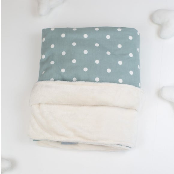 View Lords And Labradors Spotty Dog Blanket View Lords And Labradors Spotty Dog Blanket