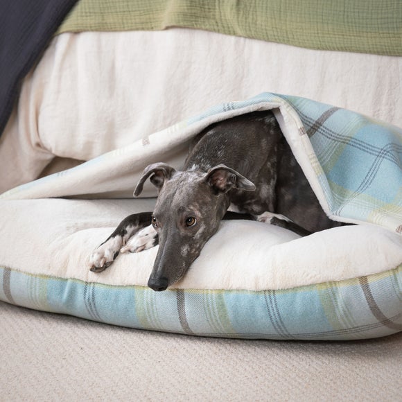 Carousel navigation image position 2 of 3