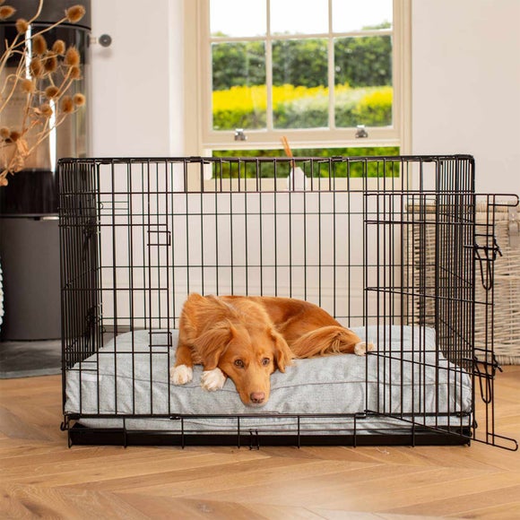 Carousel navigation image position 2 of 3