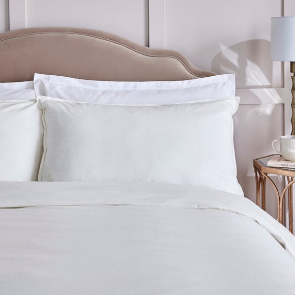 Carousel navigation image position 2 of 7