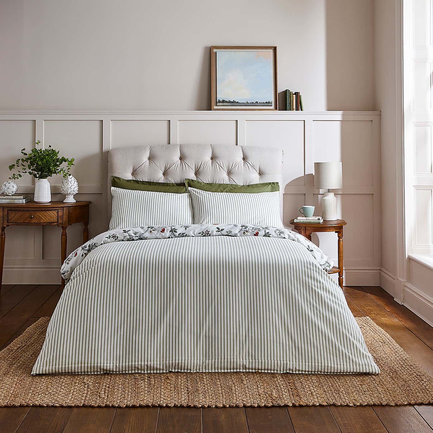 Carousel zoom image position 3 of 8