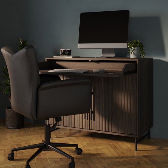 Carousel navigation image position 3 of 7