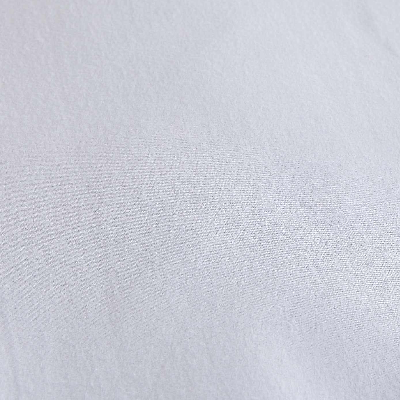 Carousel zoom image position 3 of 7