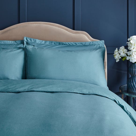 Carousel navigation image position 2 of 7