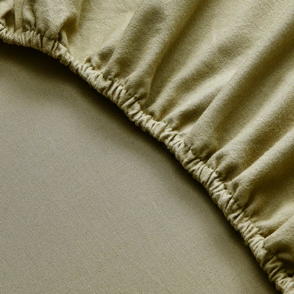 Carousel navigation image position 2 of 3