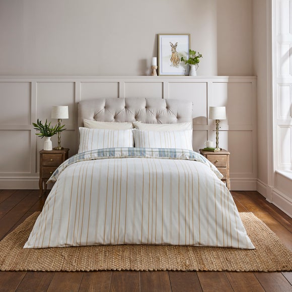 Carousel navigation image position 3 of 8