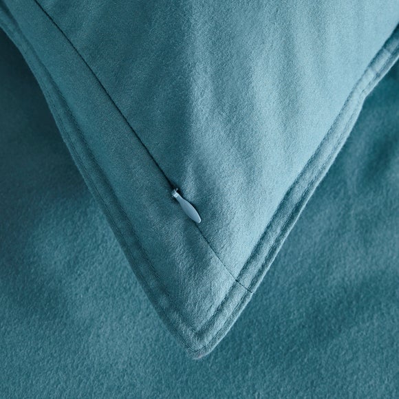 Carousel navigation image position 5 of 7