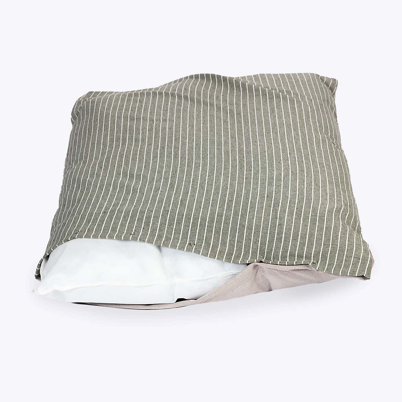 Carousel zoom image position 2 of 3