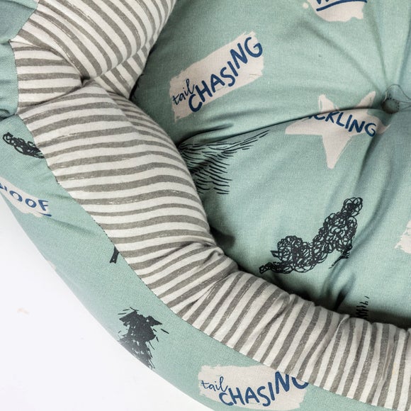 Carousel navigation image position 3 of 3