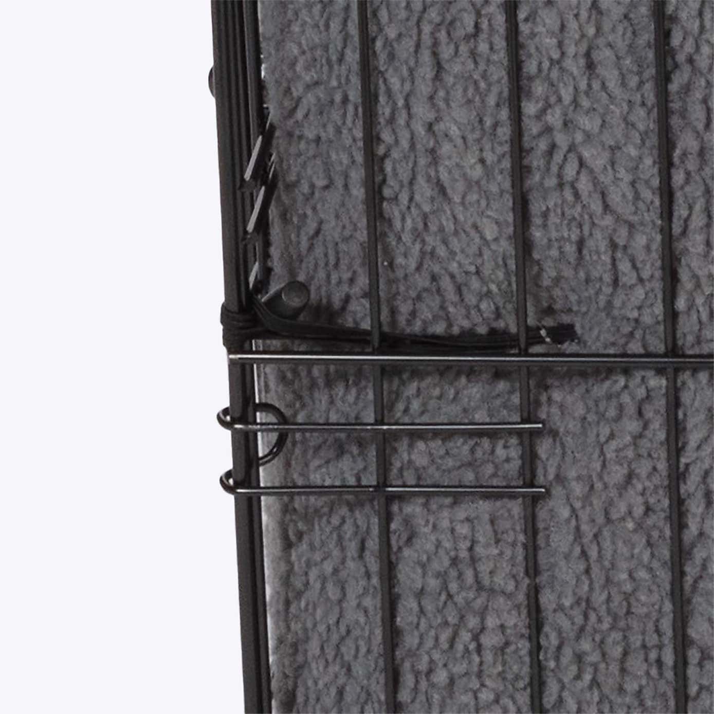 Carousel zoom image position 2 of 3