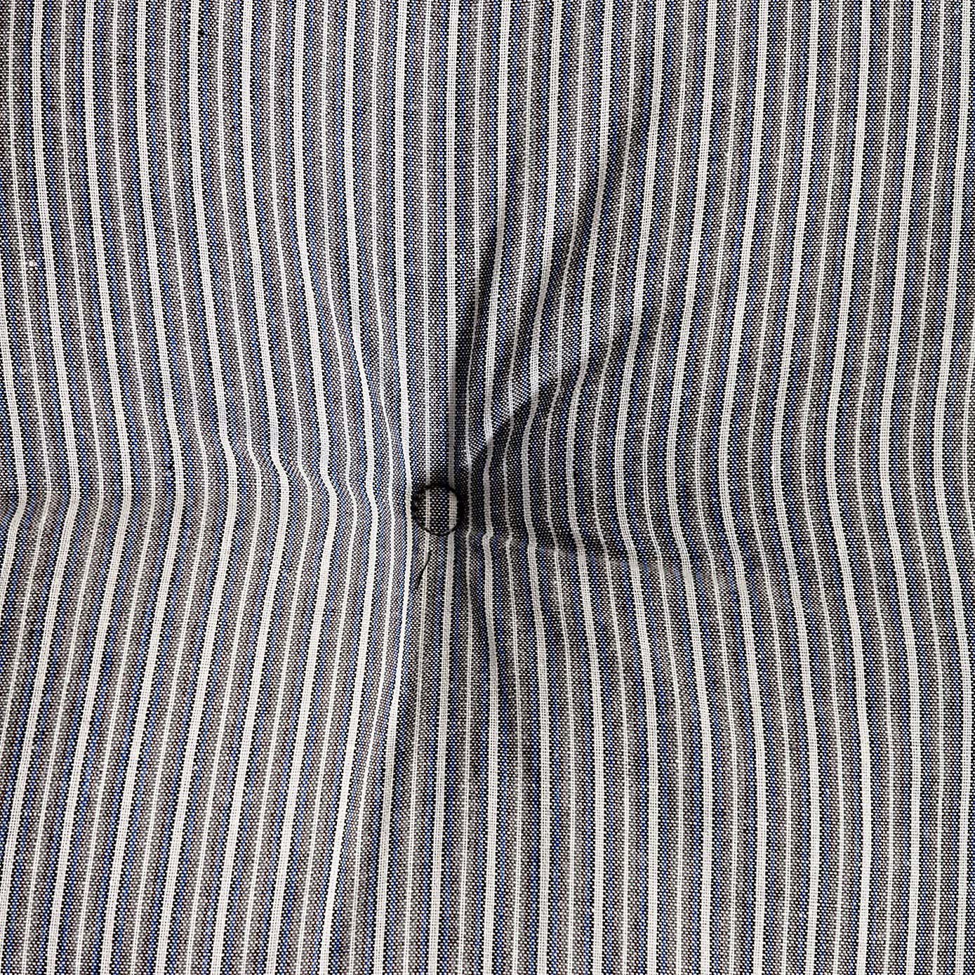 Carousel zoom image position 2 of 3