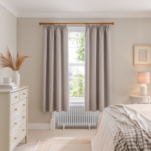 Carousel navigation image position 4 of 9