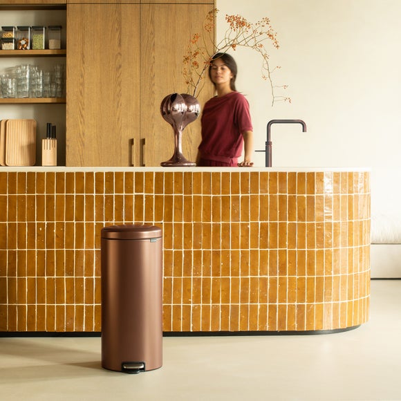 Carousel navigation image position 6 of 7