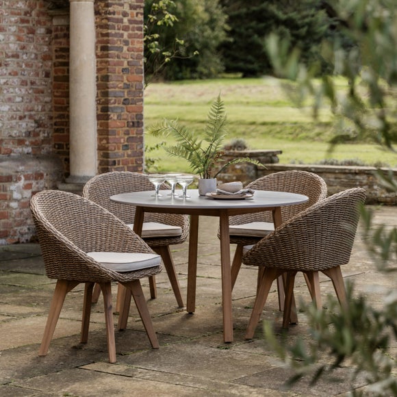 Cedar Sage Aversa 4 Seater Round Outdoor Dining Set