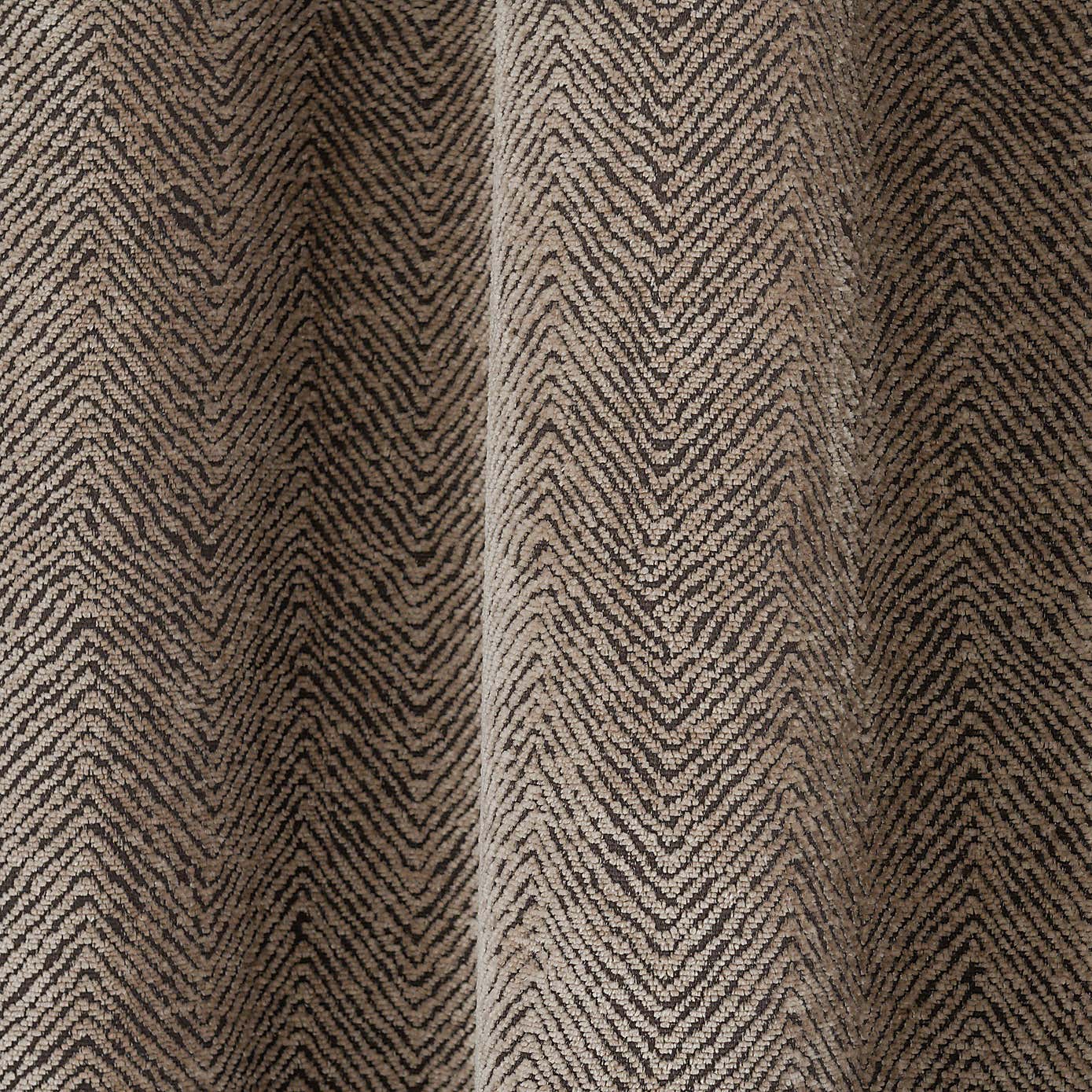 Carousel zoom image position 3 of 5