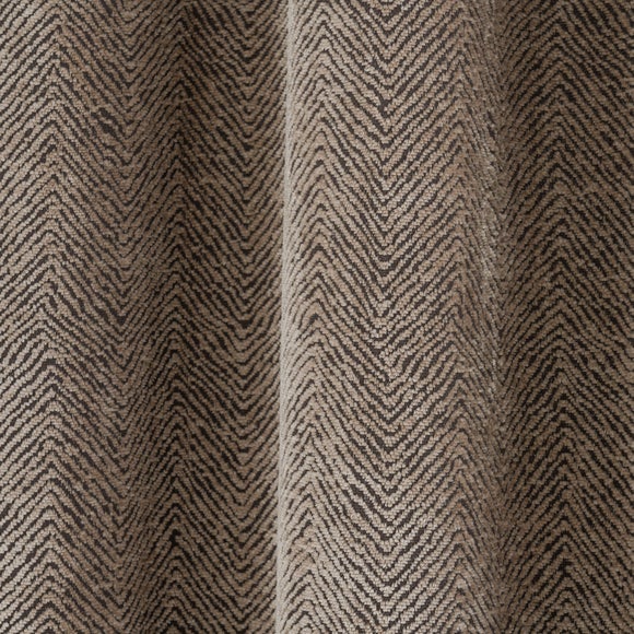 Carousel navigation image position 3 of 6