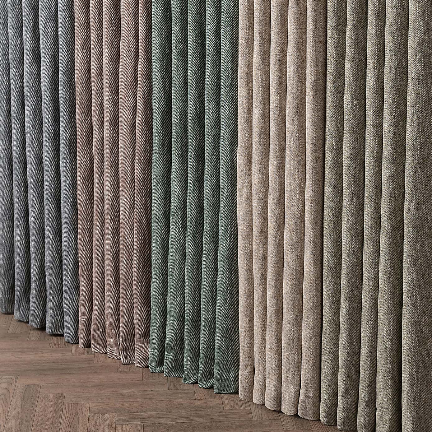 Carousel zoom image position 4 of 8