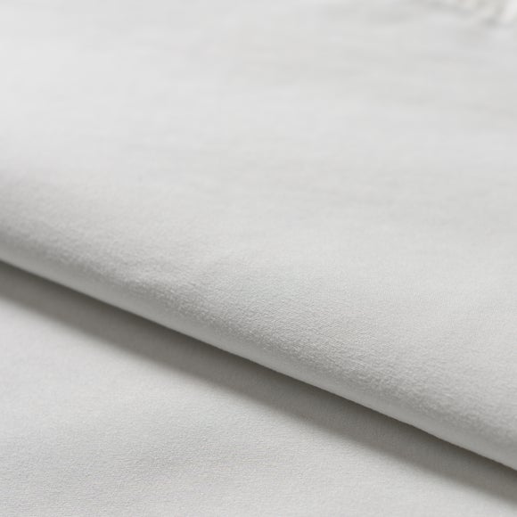 Carousel navigation image position 6 of 9