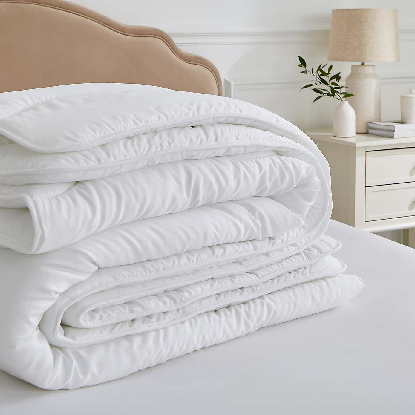 Carousel zoom image position 3 of 3