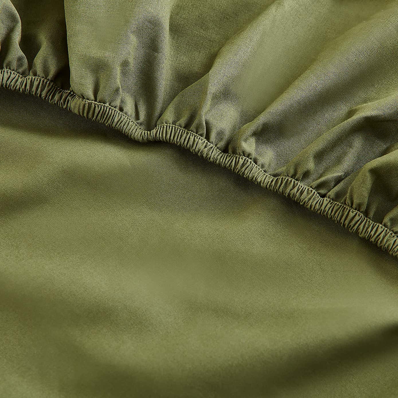 Carousel zoom image position 2 of 3