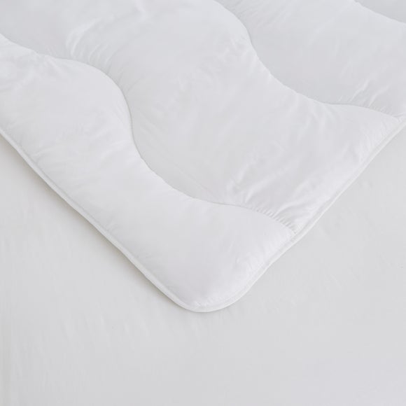 Carousel navigation image position 2 of 3