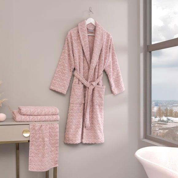 View Per La Casa Set Of 4 Soft Pink Levrona Jacquard Small Bathrobe & Towels View Per La Casa Set Of 4 Soft Pink Levrona Jacquard Small Bathrobe & Towels