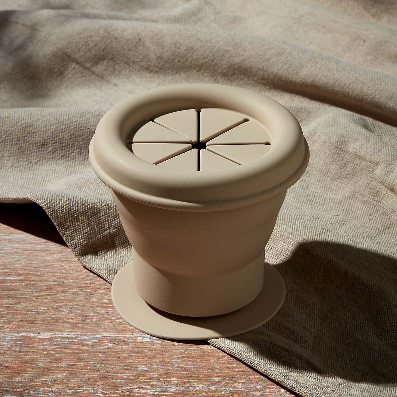 Carousel zoom image position 2 of 5