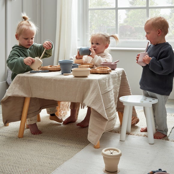 Carousel navigation image position 4 of 6