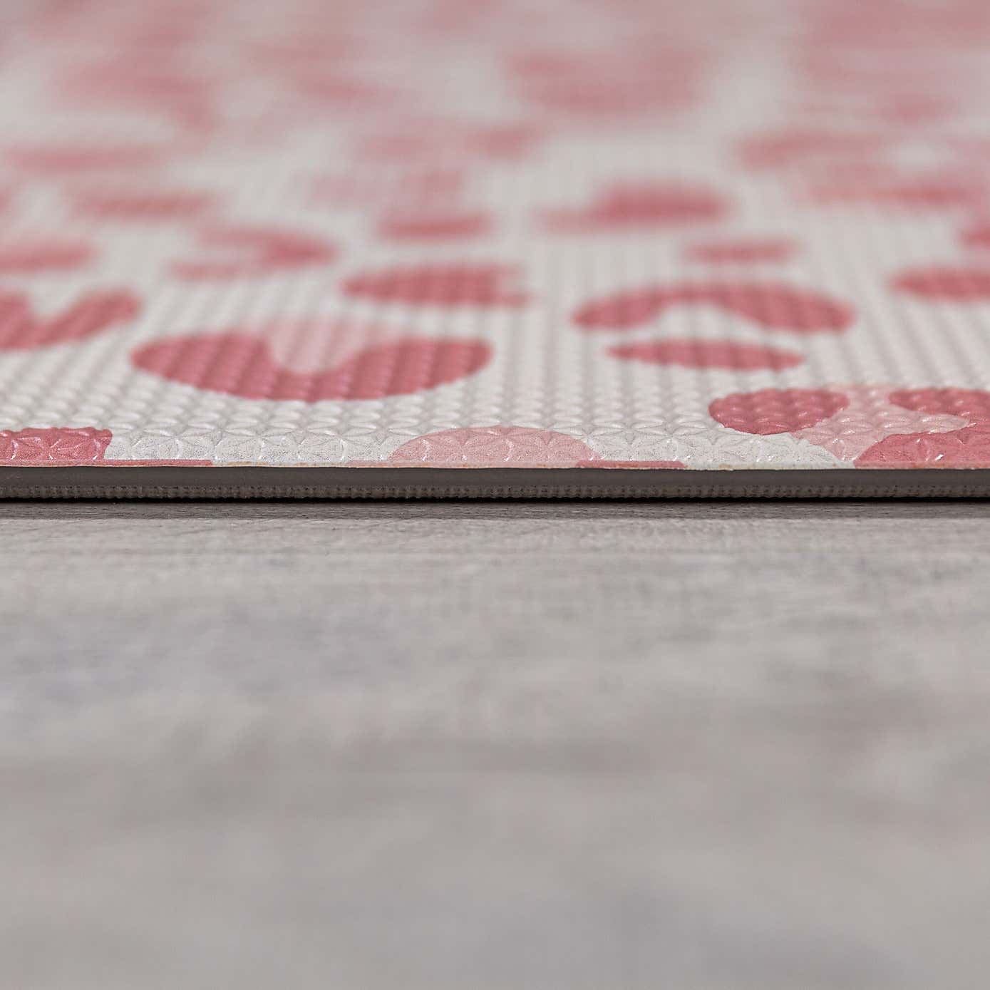 Carousel zoom image position 4 of 5