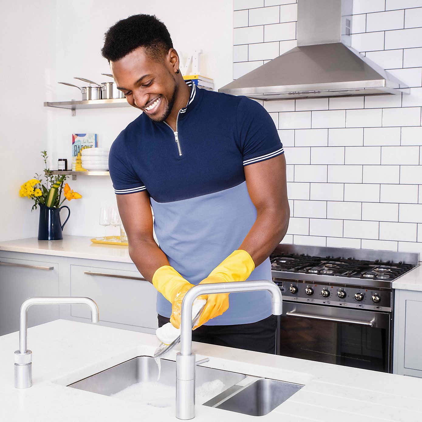 Carousel zoom image position 4 of 6