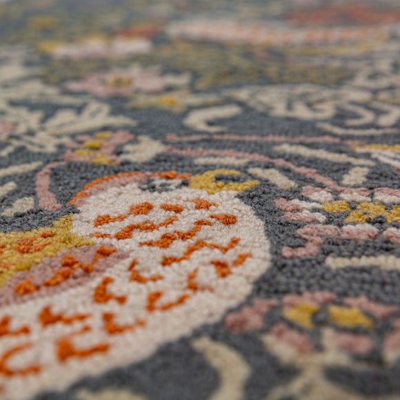 Carousel navigation image position 2 of 6