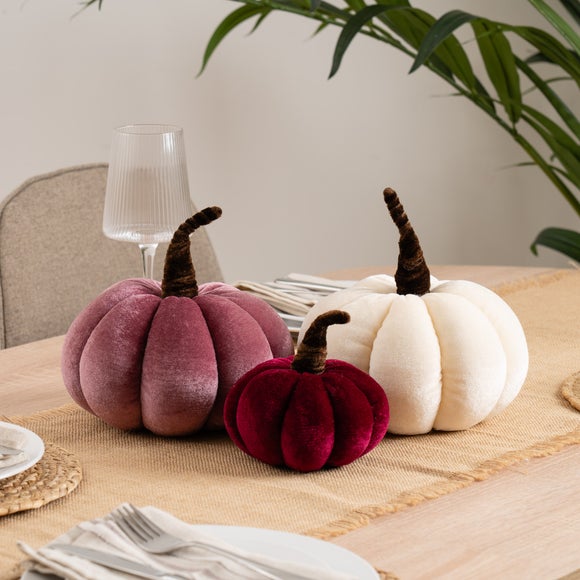 Set of 3 Velvet Plush Pumpkins