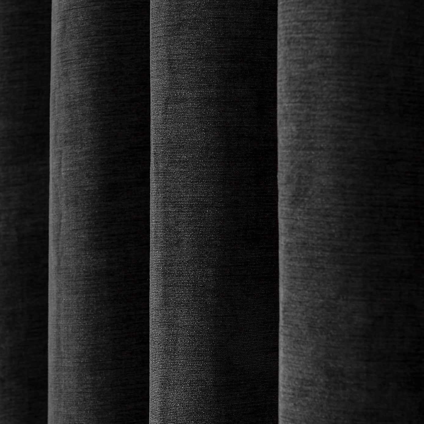 Carousel zoom image position 3 of 7