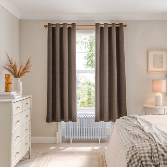 Carousel navigation image position 4 of 9