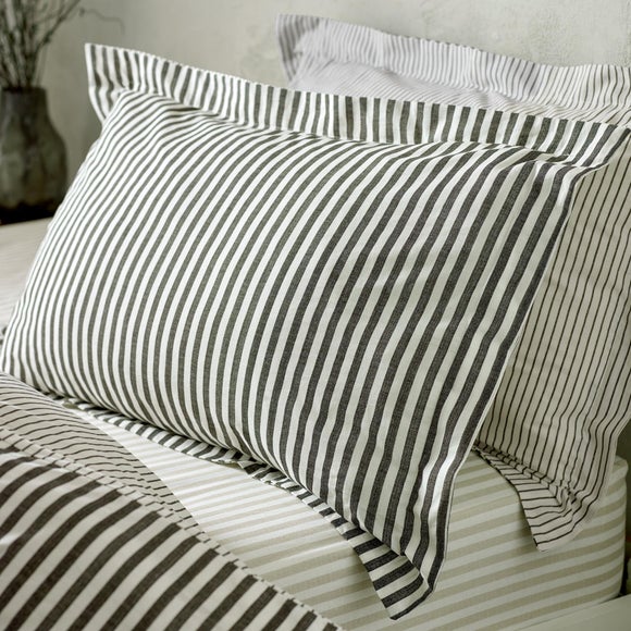 View Yard Hebden 100 Cotton Oxford Pillowcase Pair View Yard Hebden 100 Cotton Oxford Pillowcase Pair