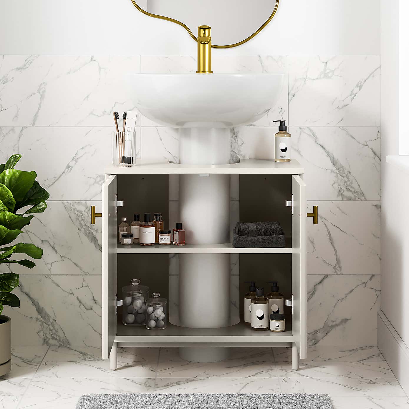 Carousel zoom image position 2 of 7