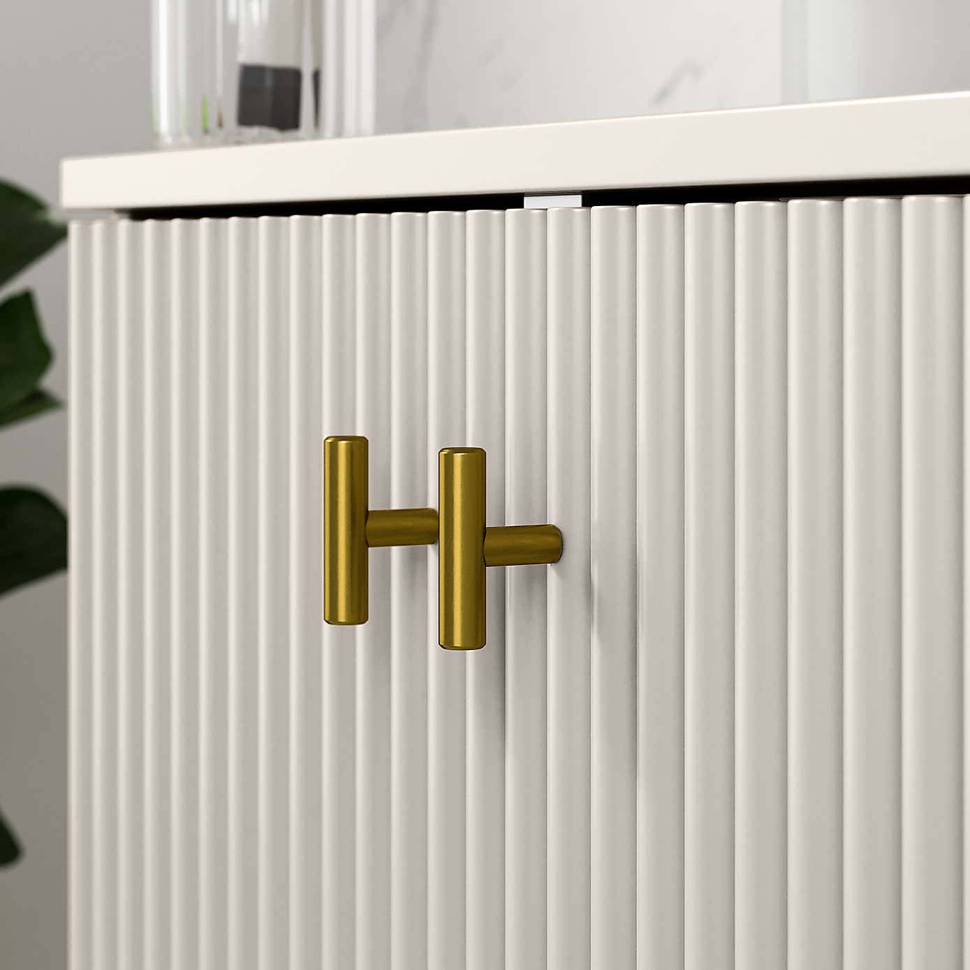 Carousel zoom image position 4 of 7