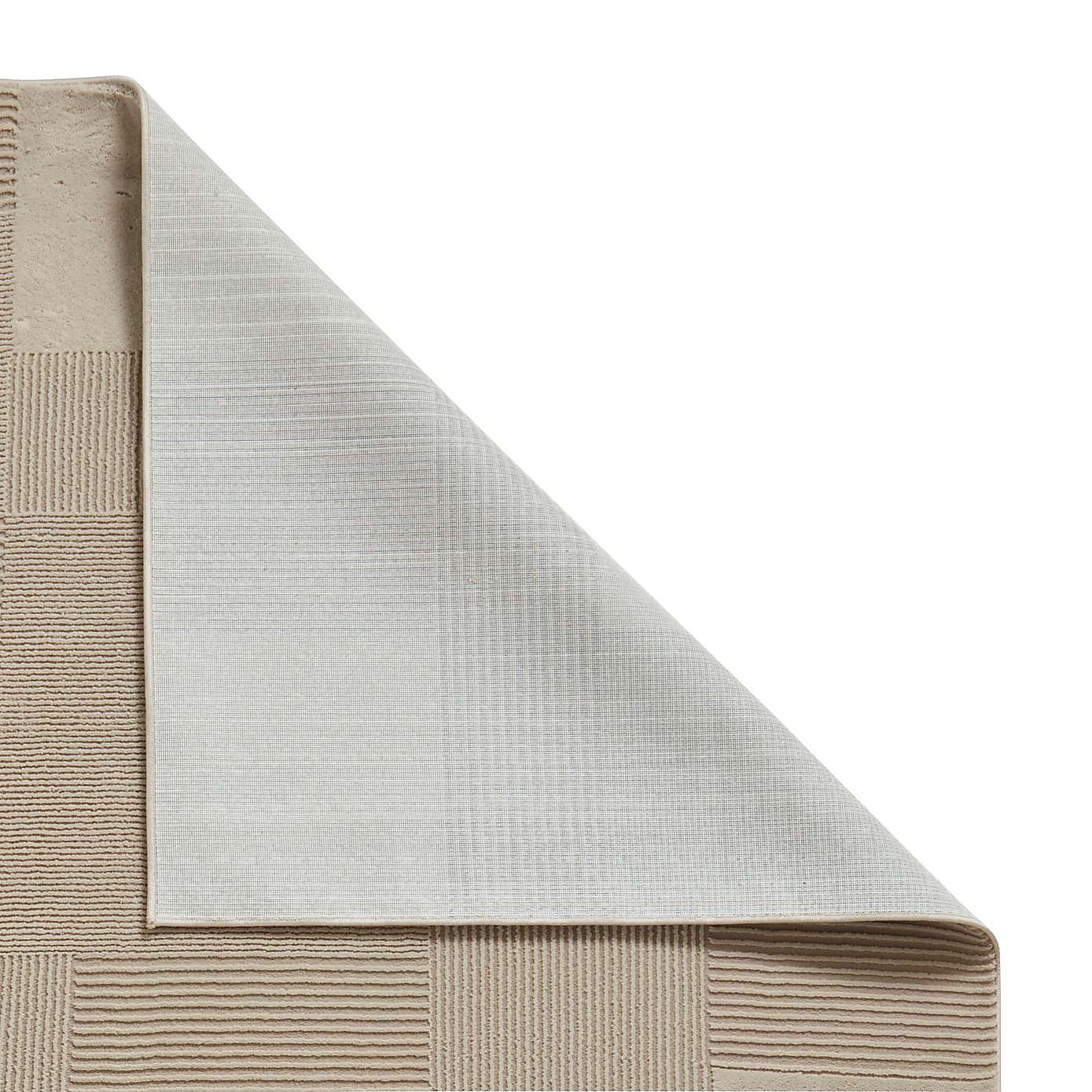 Carousel zoom image position 3 of 9