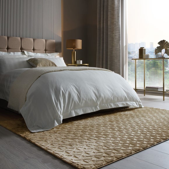 Sheen Geometric Luxe Rug